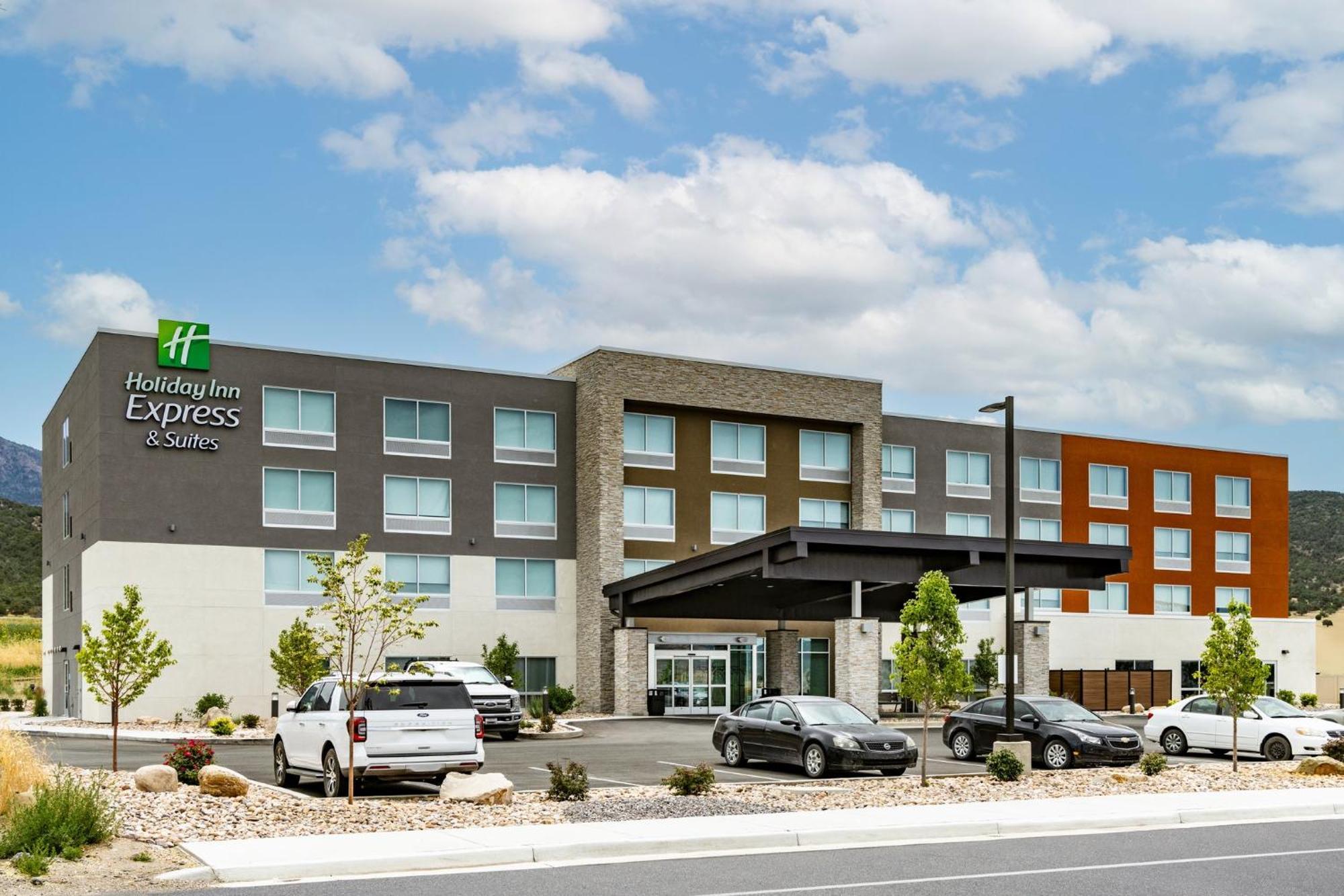 Holiday Inn Express & Suites - Nephi By Ihg מראה חיצוני תמונה
